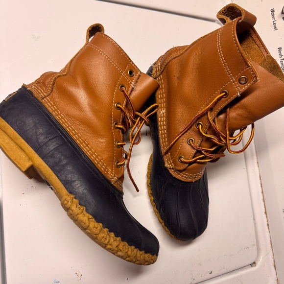 Women's Bean Boots, 8" Navy/Tan LL BEAN hard to find size 8 M - Picture 1 of 8